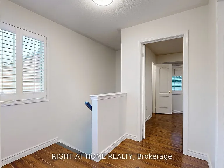 5160 Ravine Cres — Photo 22