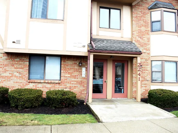 2241 Hedgerow Rd #2241D, Columbus, OH 43220