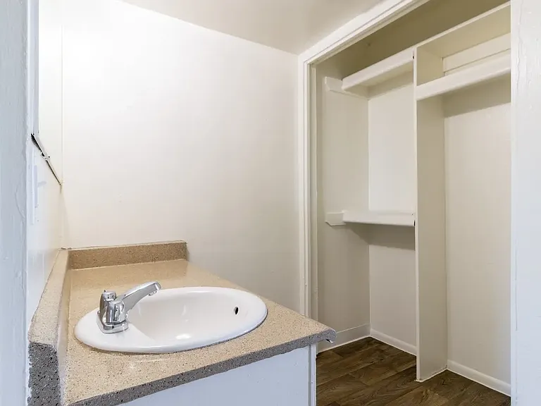 The Residences At Camelback West — Photo 18