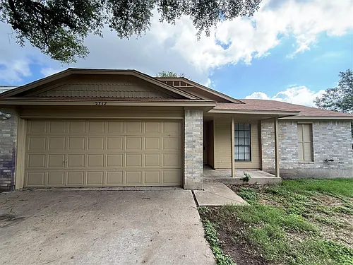 2712 Cameron Loop Photo 1