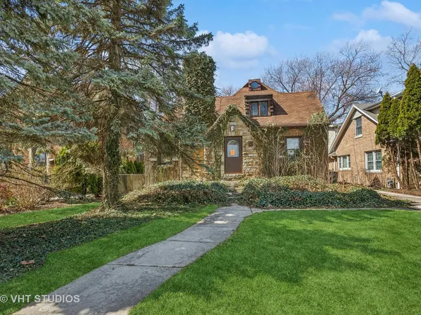 562 Byrd Rd, Riverside, IL 60546