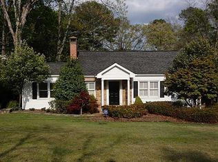 2933 Redding Rd, Atlanta, GA 30319