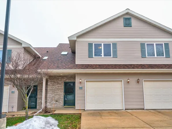 324 Alpine Meadow Circle #324, Oregon, WI 53575