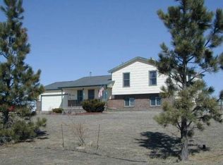 2492 Petersen Dr, Cheyenne, WY 82009
