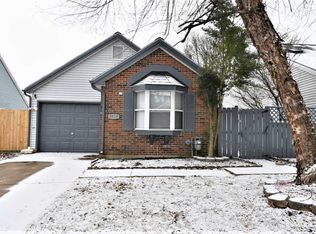 5825 Crossfield Dr, Evansville, IN 47715