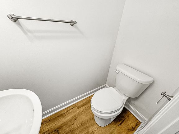 4th image of 3430 Sunset Ave APT 9E