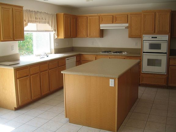 Large Kitchen