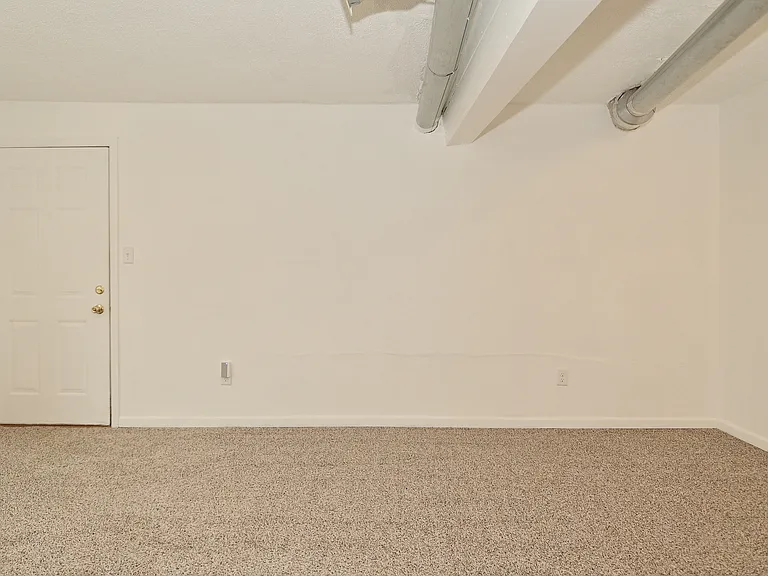 3775 E Thompson Rd — Photo 13