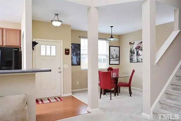 2 bed, 2.5 bath, 1744 sqft, $1,850 — Photo 3
