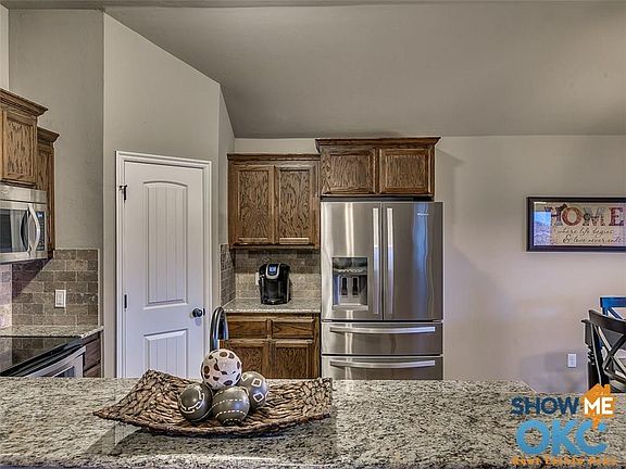 4th image of 2213 NW 196th Ter