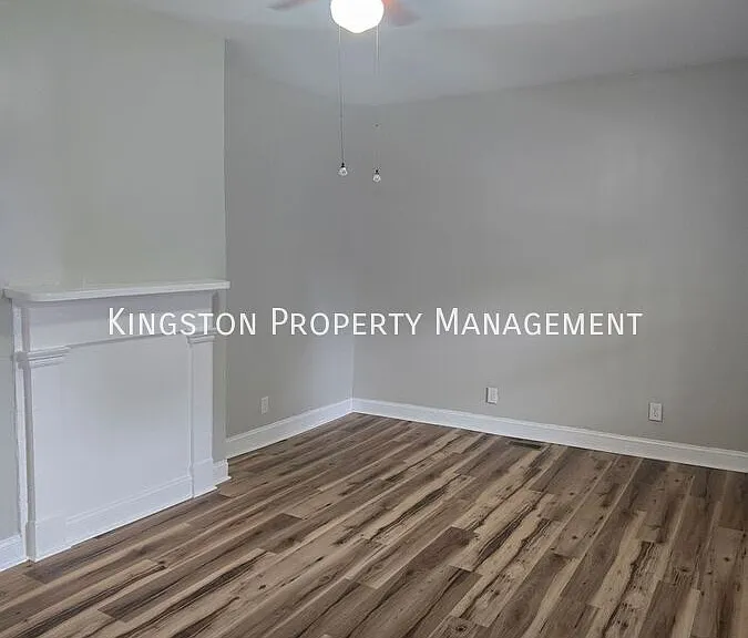 723 Charles Ave — Photo 11
