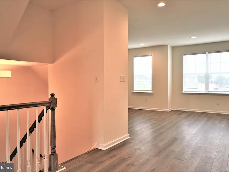 61 Becker Dr — Photo 21