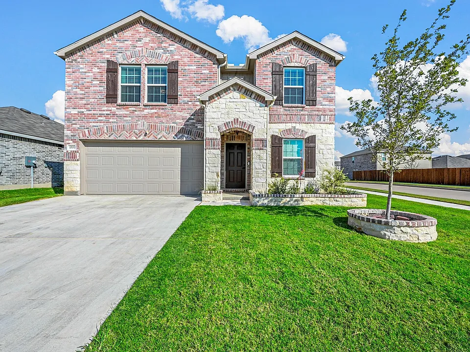 Greyberry Dr