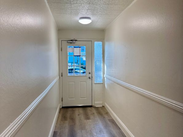 554 Monterey Blvd #1