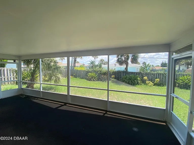 12 Ocean Crest Dr — Photo 8