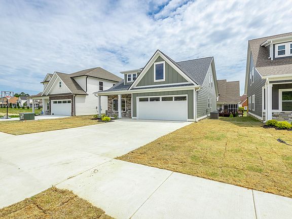 3rd image of 387 Willow Grove Ct #29
