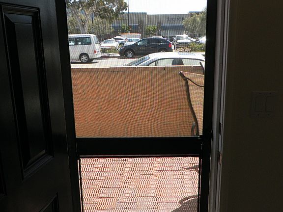 2nd image of 221 32nd St
