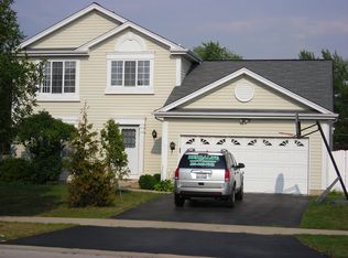 1295 Golden Oaks Pkwy, Aurora, IL