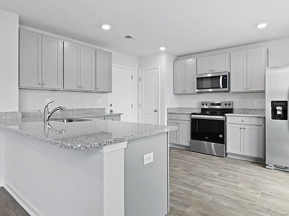 5th image of 1162 Mulligan Dr