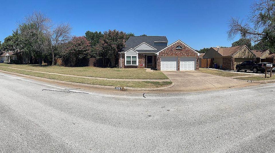 1st image of 509 Bayberry Ln