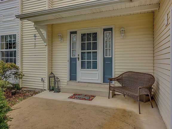 3rd image of 56599 Elmer Ave