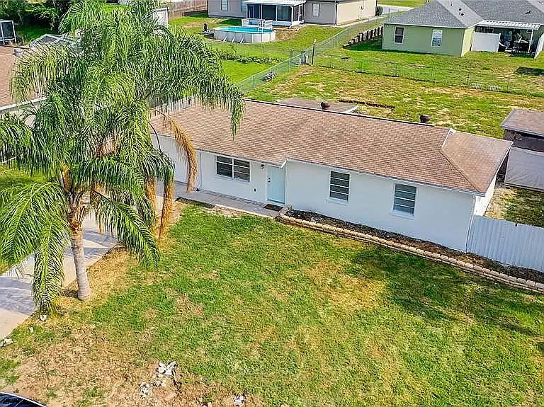 Building Photo - 13155 Siam Dr