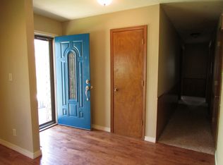 1014 S Adams St, Nevada, MO 64772