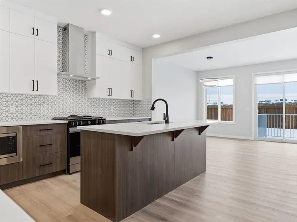 4071 E Sawgrass St NW, Airdrie, AB T4B 5V4