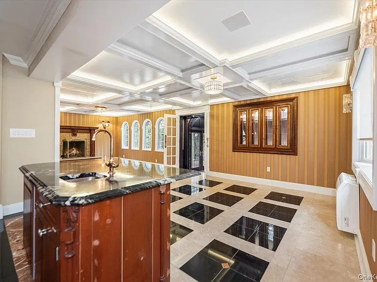 47 Shoreham Rd — Photo 11