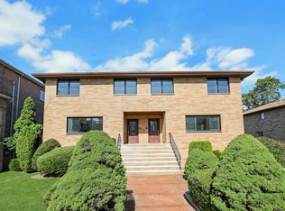 2413 Hammett Ave #B, Fort Lee, NJ 07024