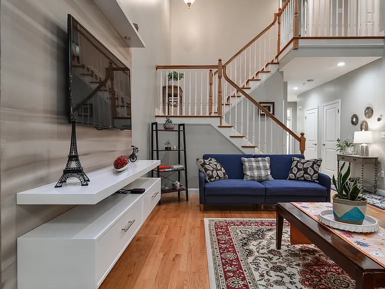 41 Garett Way #41 — Photo 6