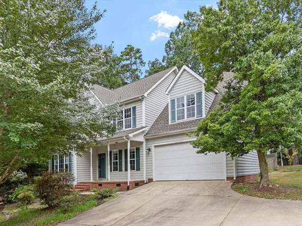 233 Hickory Glen Ln, Holly Springs, NC 27540