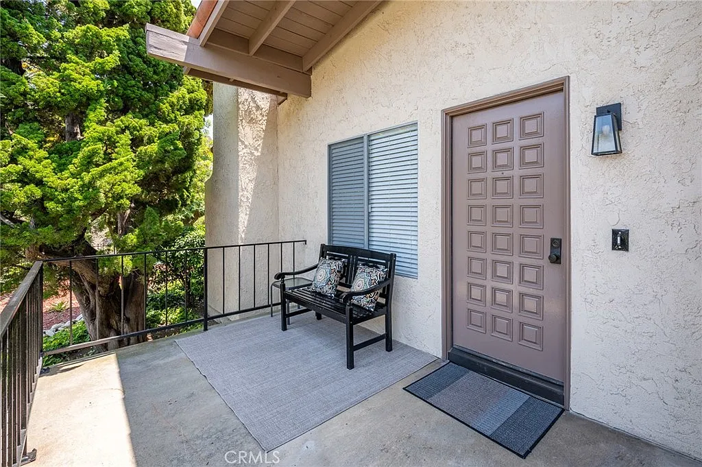 3 bed, 1745 sqft, $4,850 — Photo 4