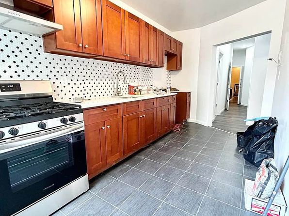 113-17 Jamaica Ave #2
