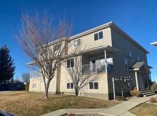 23 Highlands Pl W #2, Lethbridge, AB T1J 4X8