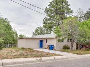 3272 Woodland Rd, Los Alamos, NM 87544