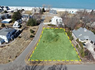 52101 Main Dr, New Buffalo, MI