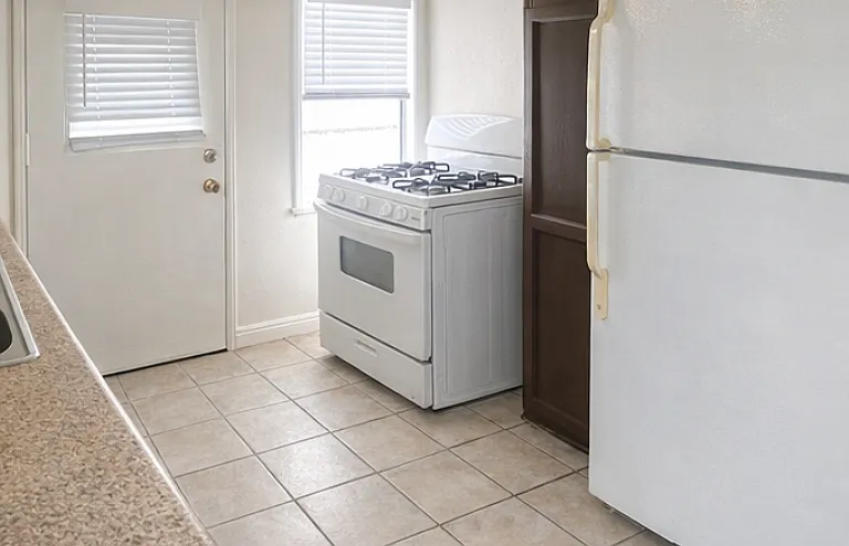 12610 S Figueroa St #12610 — Photo 2