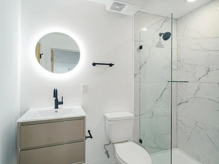 610 Moore St #204 — Photo 13