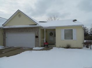 4306 Maya Ln, Swartz Creek, MI 48473