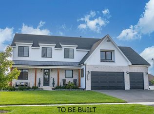 22 S 5th St, Eldridge, IA 52748