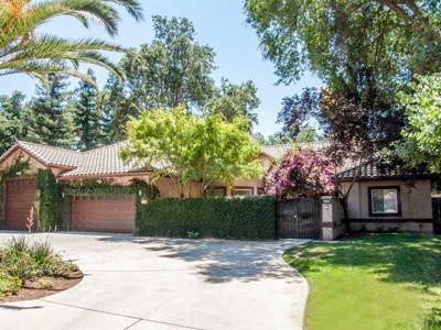 15151 Lipson Ave, Visalia, CA, 93292