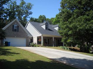240 Millwood Dr, Commerce, GA 30529