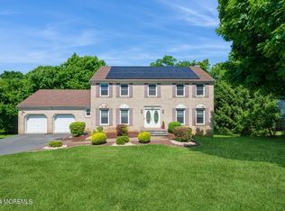 212 Nottingham Rd, Morganville, NJ 07751