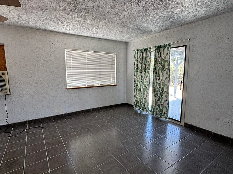 9224 Greenwood Ave — Photo 17