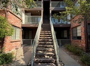 842 S Vance St APT F, Lakewood, CO 80226