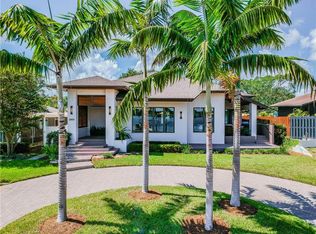 2900 Coffee Pot Blvd NE, Saint Petersburg, FL 33704