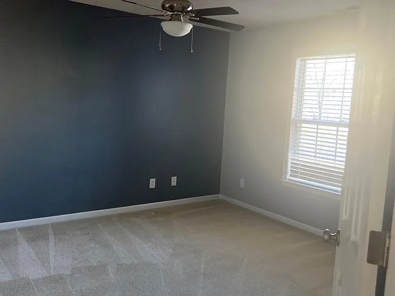 3477 Forestdale Dr #2D — Photo 12
