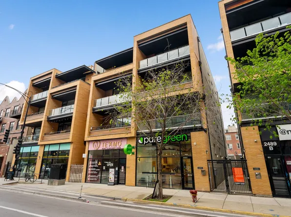 2495 N Milwaukee Ave #4N, Chicago, IL 60647