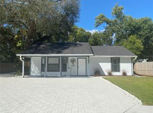 2305 52nd Ave E, Bradenton, FL 34203